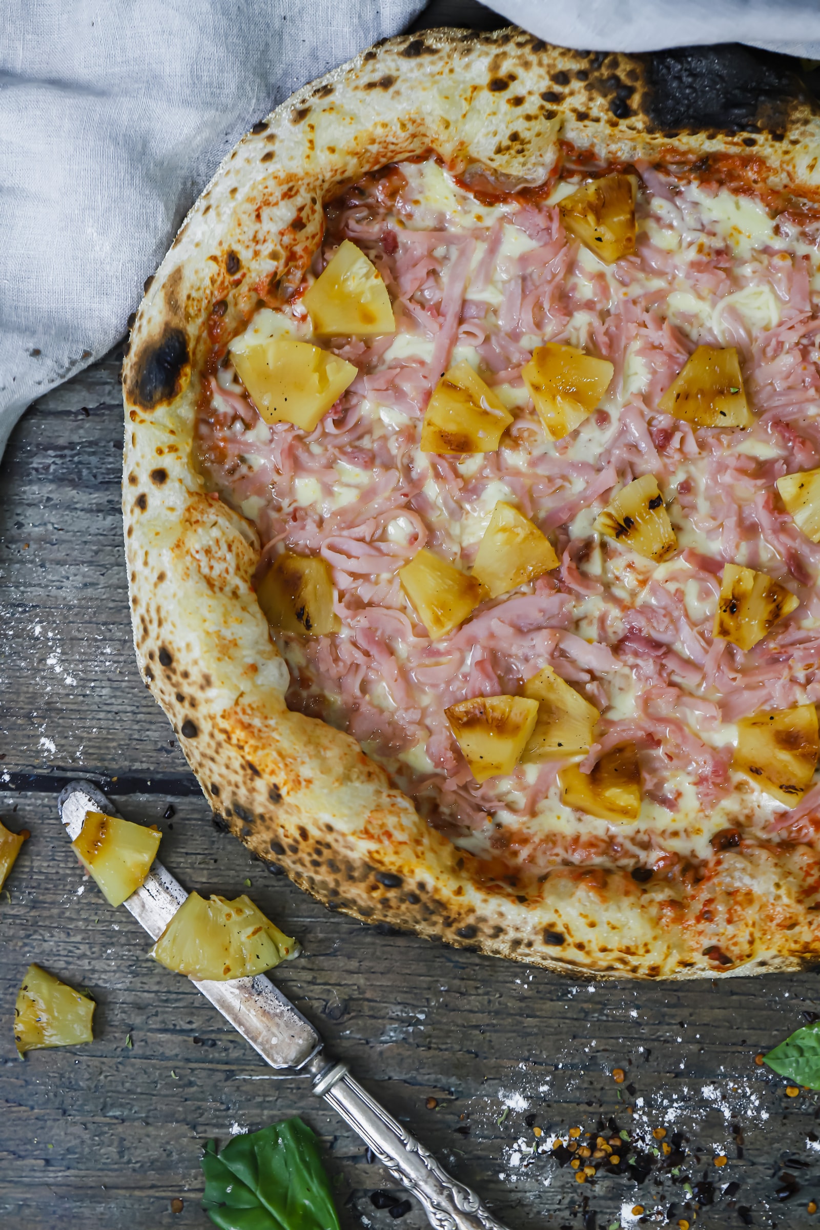 Pizza Hawaiana