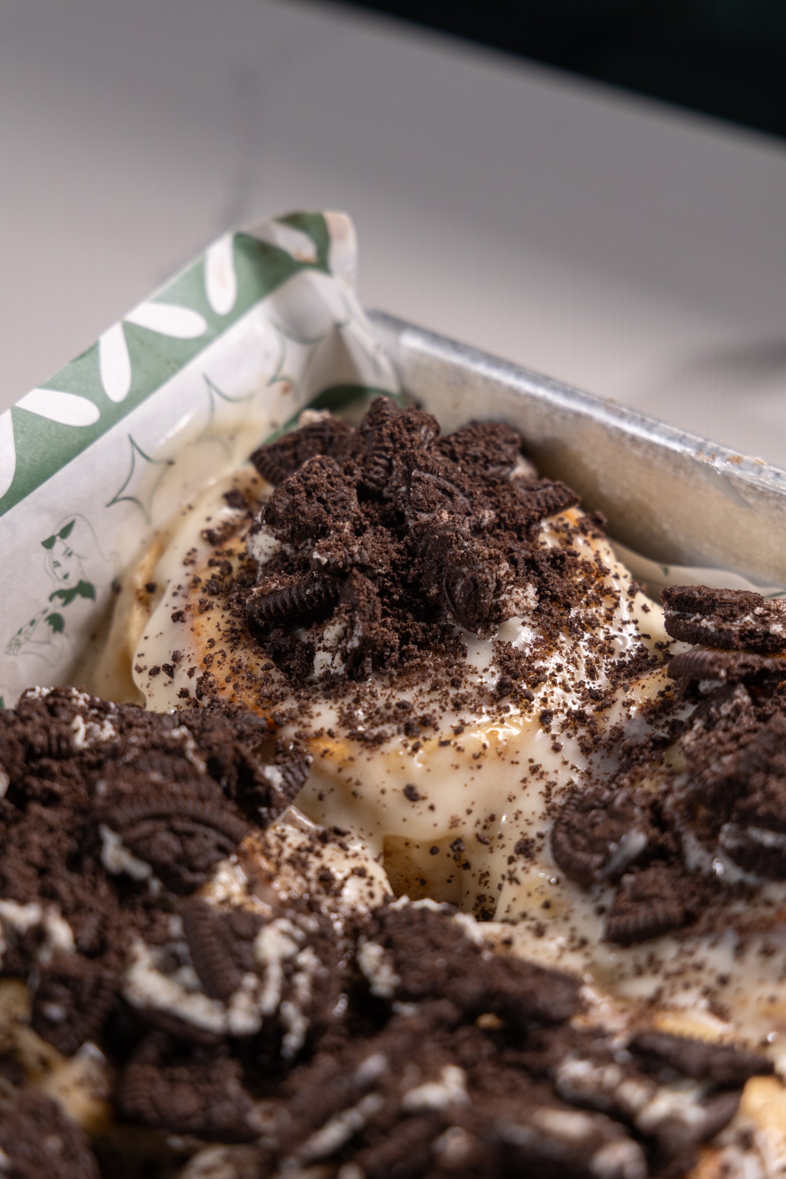 Cinnamon roll Oreo
